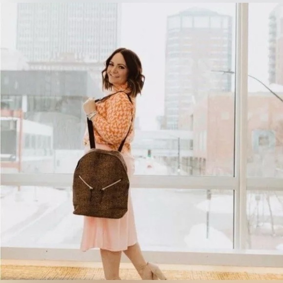 Stella & Dot | Backpack | Lady Boss Backpack Leopard Print Padded Laptop Pocket - Picture 1 of 11